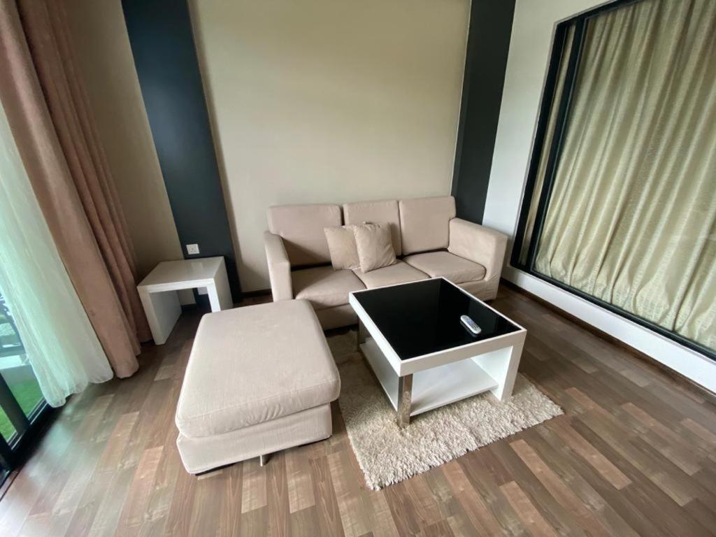 Aranda Nova Suite คาเมรอนไฮแลนด์ ภายนอก รูปภาพ